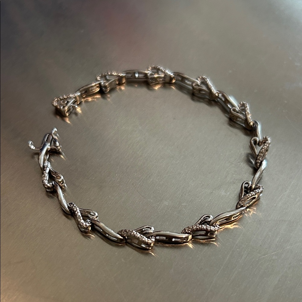 Silver heart bracelet